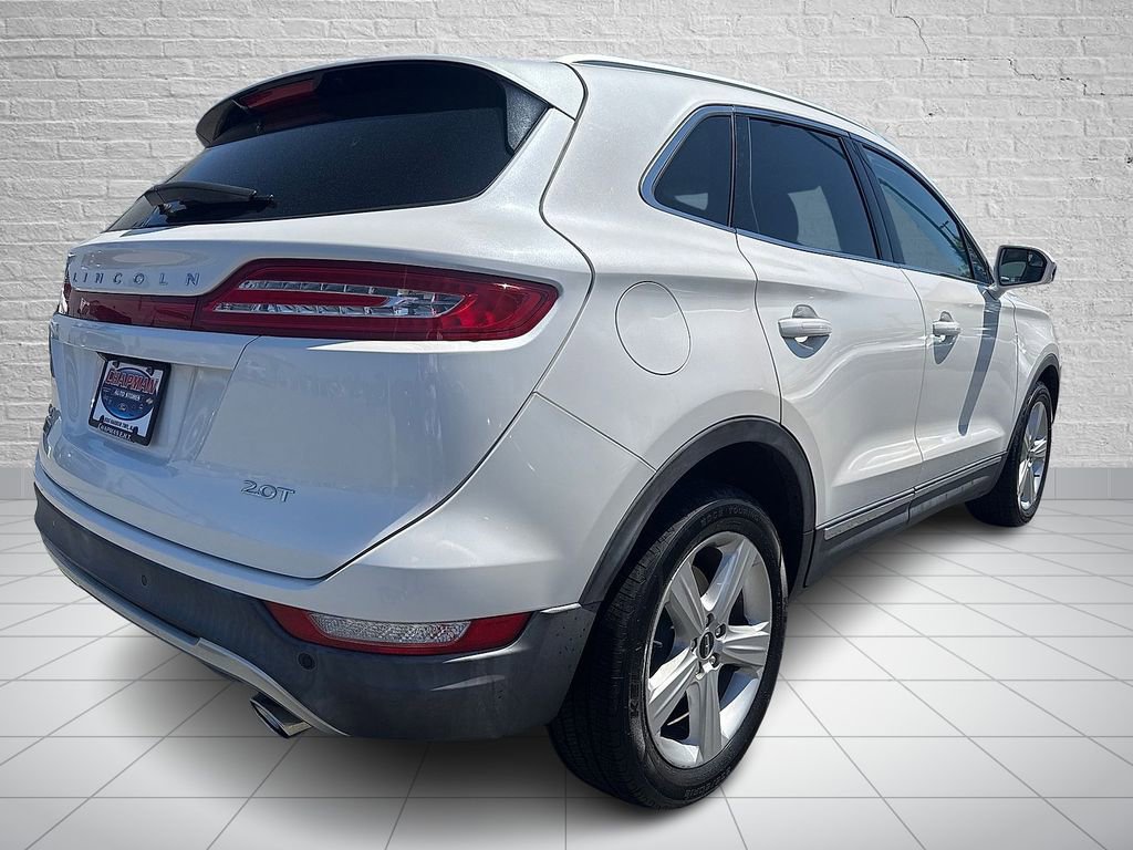 Used 2018 Lincoln MKC Premiere FWD image 4