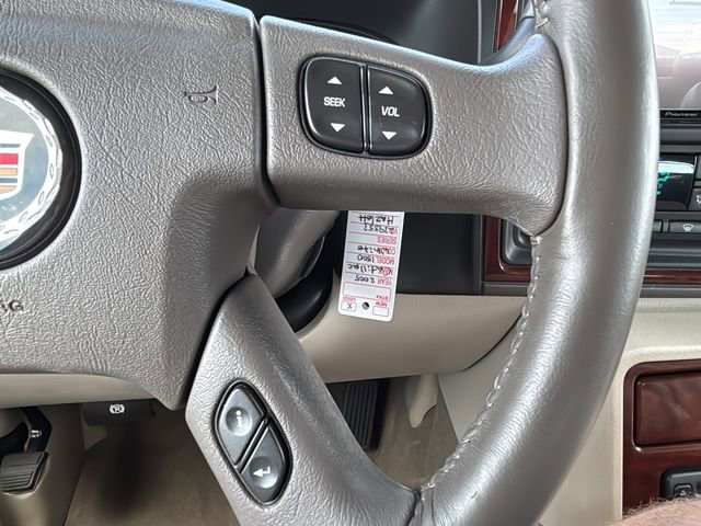 Used 2005 Cadillac Escalade EXT image 25
