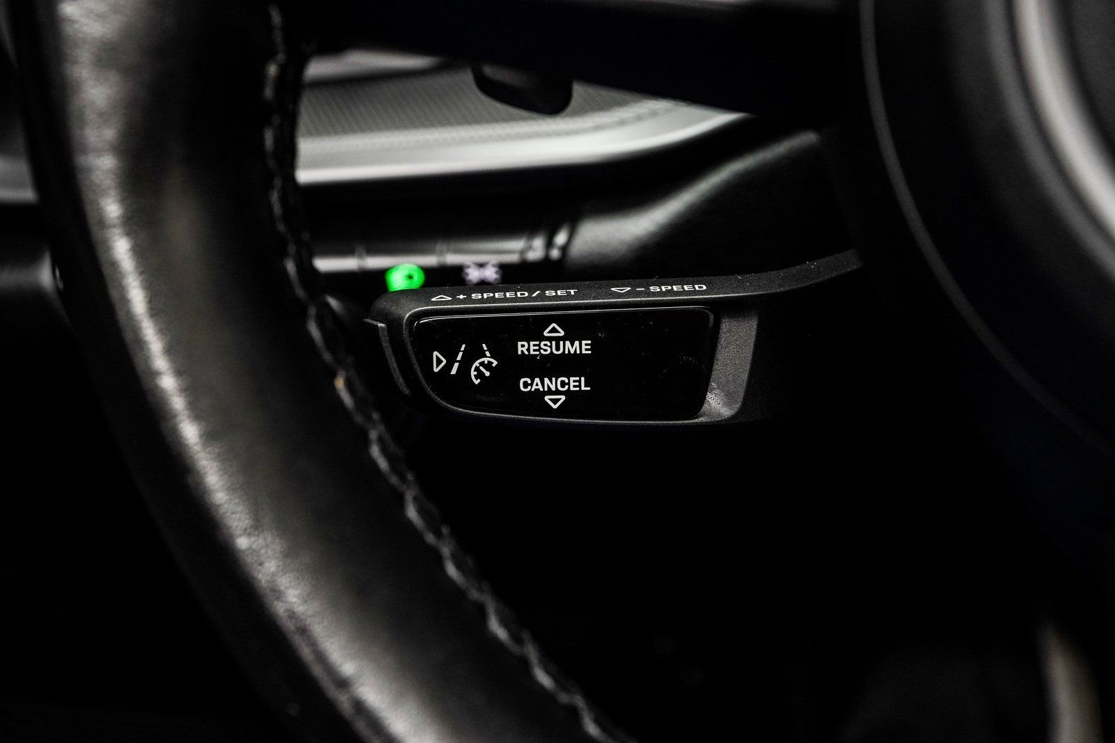 Used 2022 Porsche 911 Carrera w/ Premium Package image 42