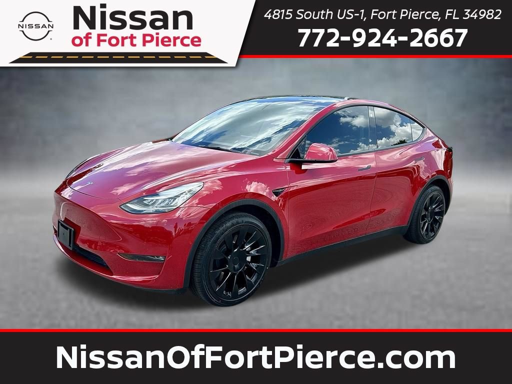 Used 2022 Tesla Model Y Long Range AWD/4WD image 1