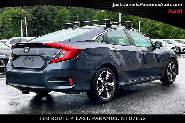 Used 2017 Honda Civic Touring image 2