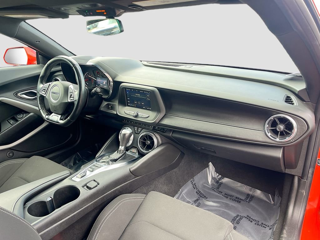 Used 2019 Chevrolet Camaro LT image 27