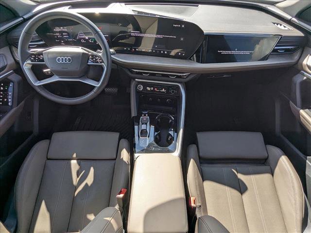 Used 2025 Audi Q5 Prestige image 25