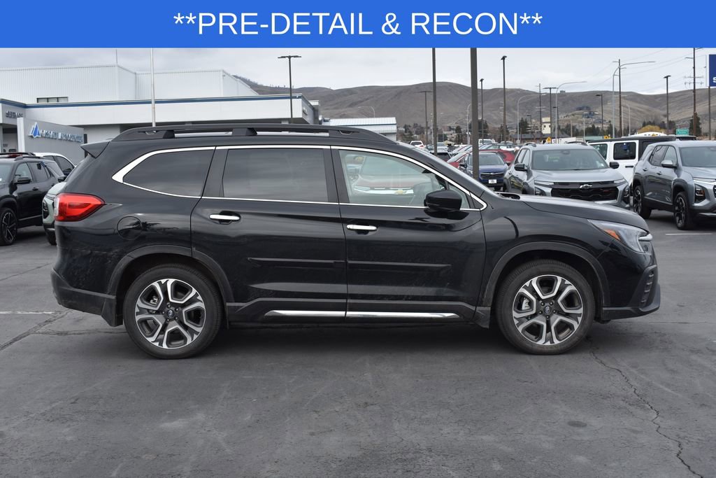 Used 2025 Subaru Ascent Touring image 5