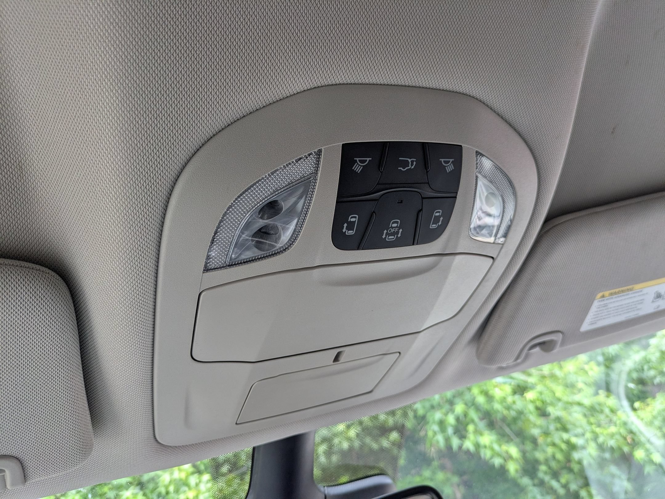 Used 2024 Chrysler Pacifica Touring-L FWD image 22