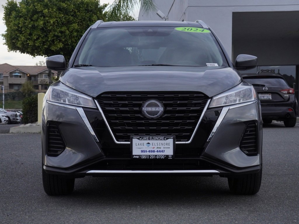 Used 2024 Nissan Kicks SV w/ Interior Electronics Package image 9