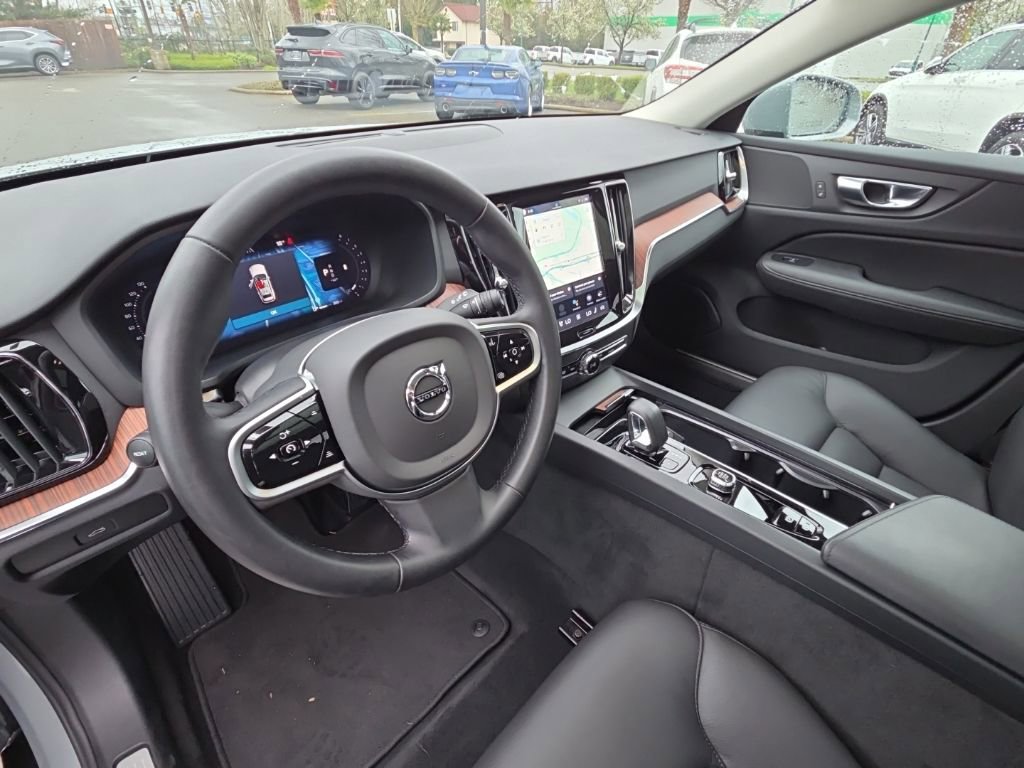 Certified 2025 Volvo V60 B5 Cross Country Plus image 7