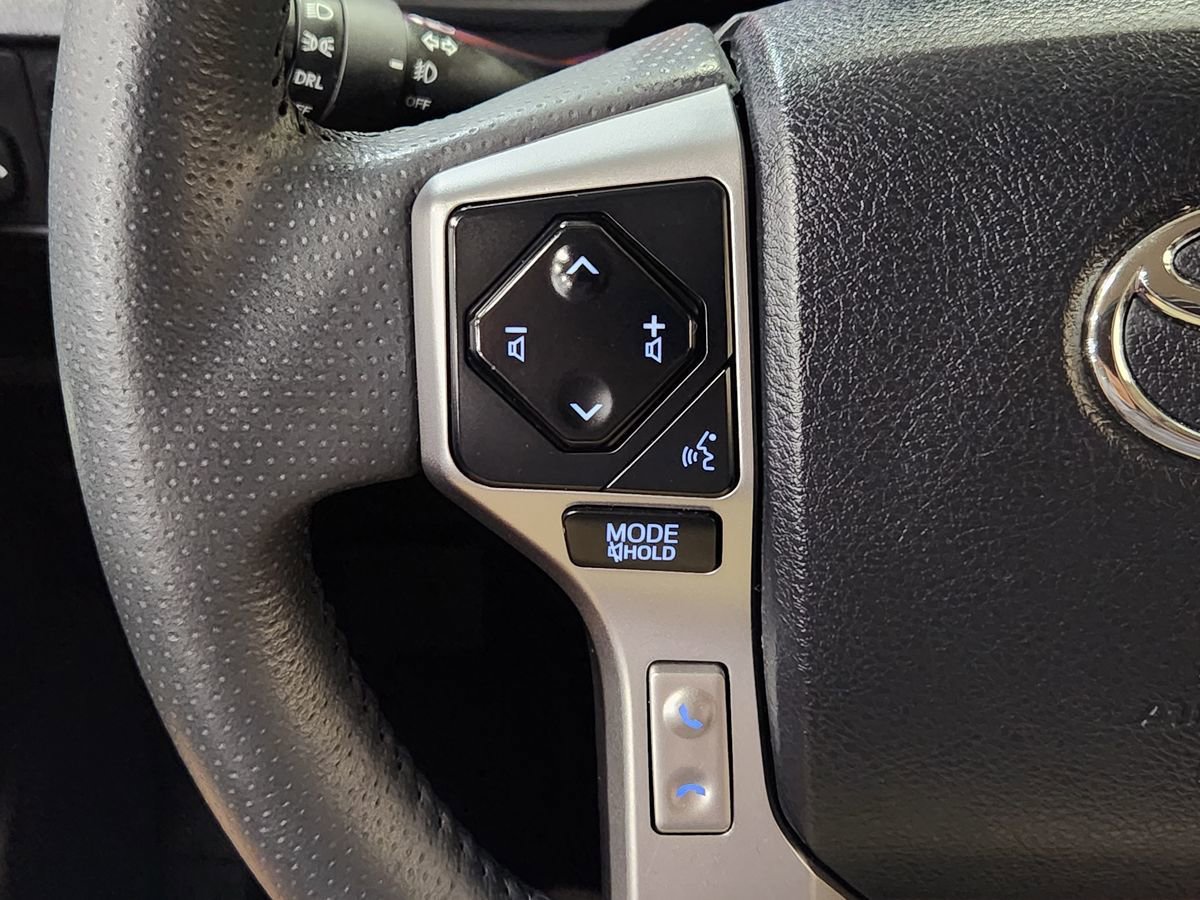 Used 2022 Toyota 4Runner SR5 RWD image 45