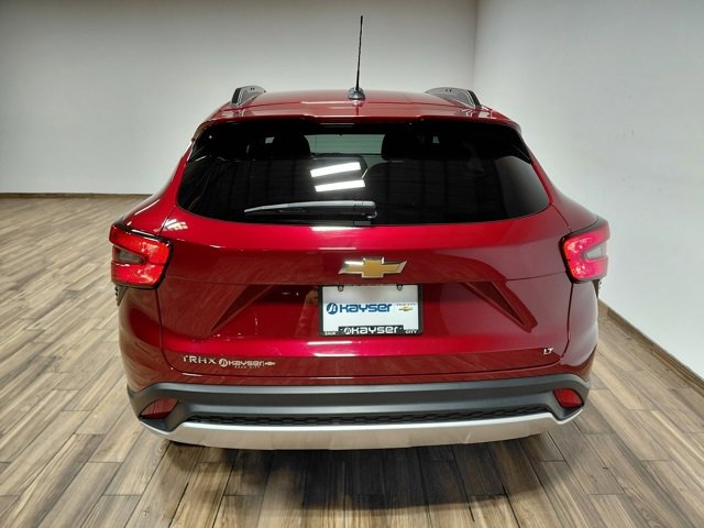 Used 2025 Chevrolet Trax LT image 15