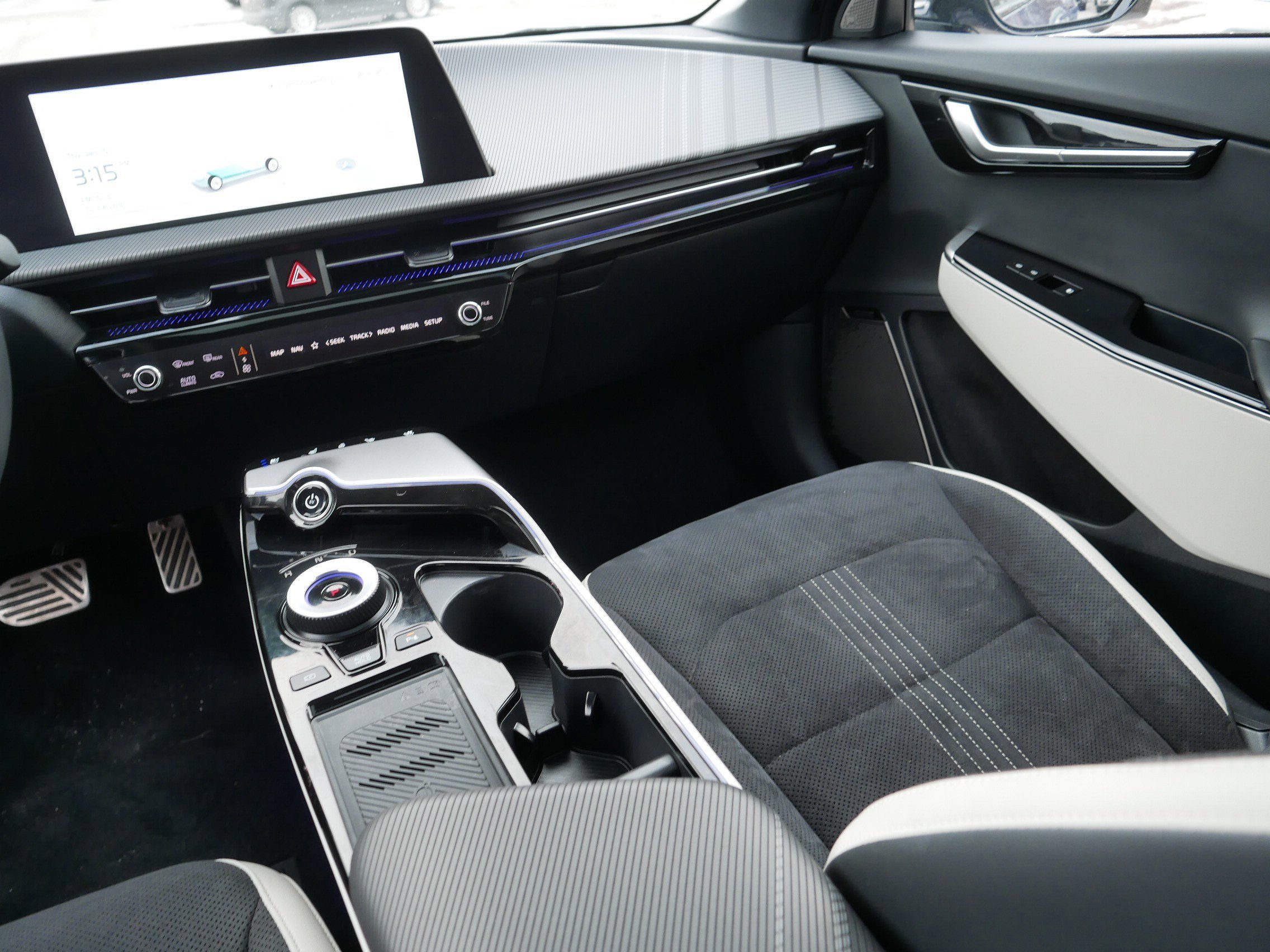 Certified 2024 Kia EV6 GT-Line image 11