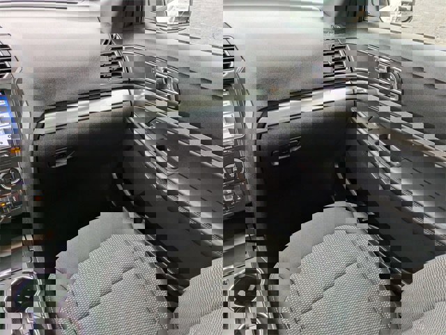 Used 2019 Ford Explorer XLT w/ Equipment Group 201A image 20