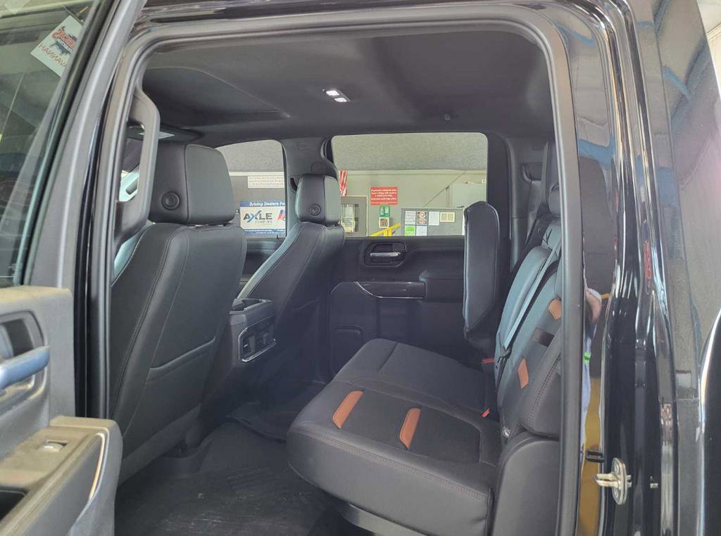 Used 2022 GMC Sierra 2500 AT4 w/ AT4 Preferred Package image 7