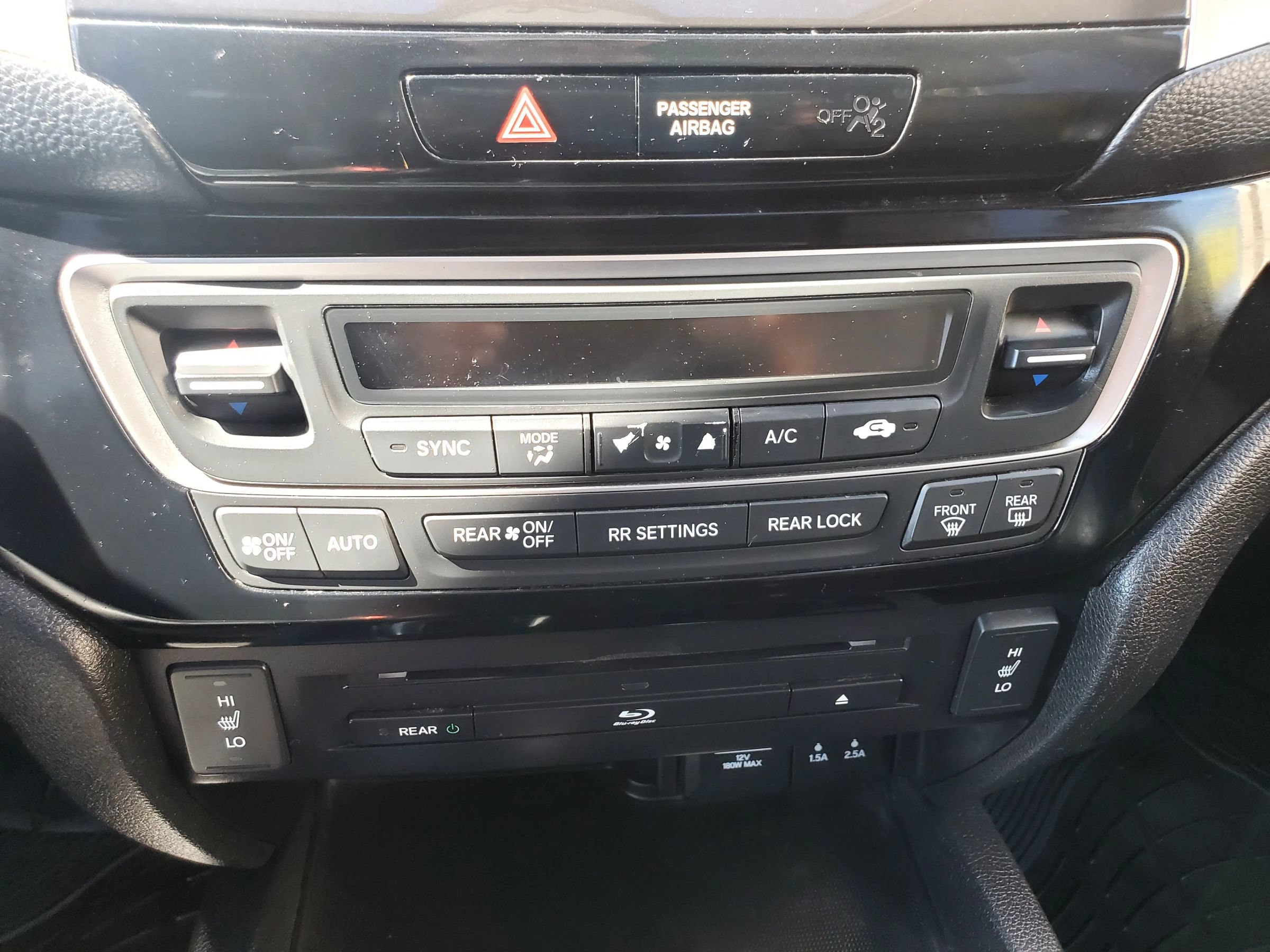 Used 2016 Honda Pilot Touring image 40