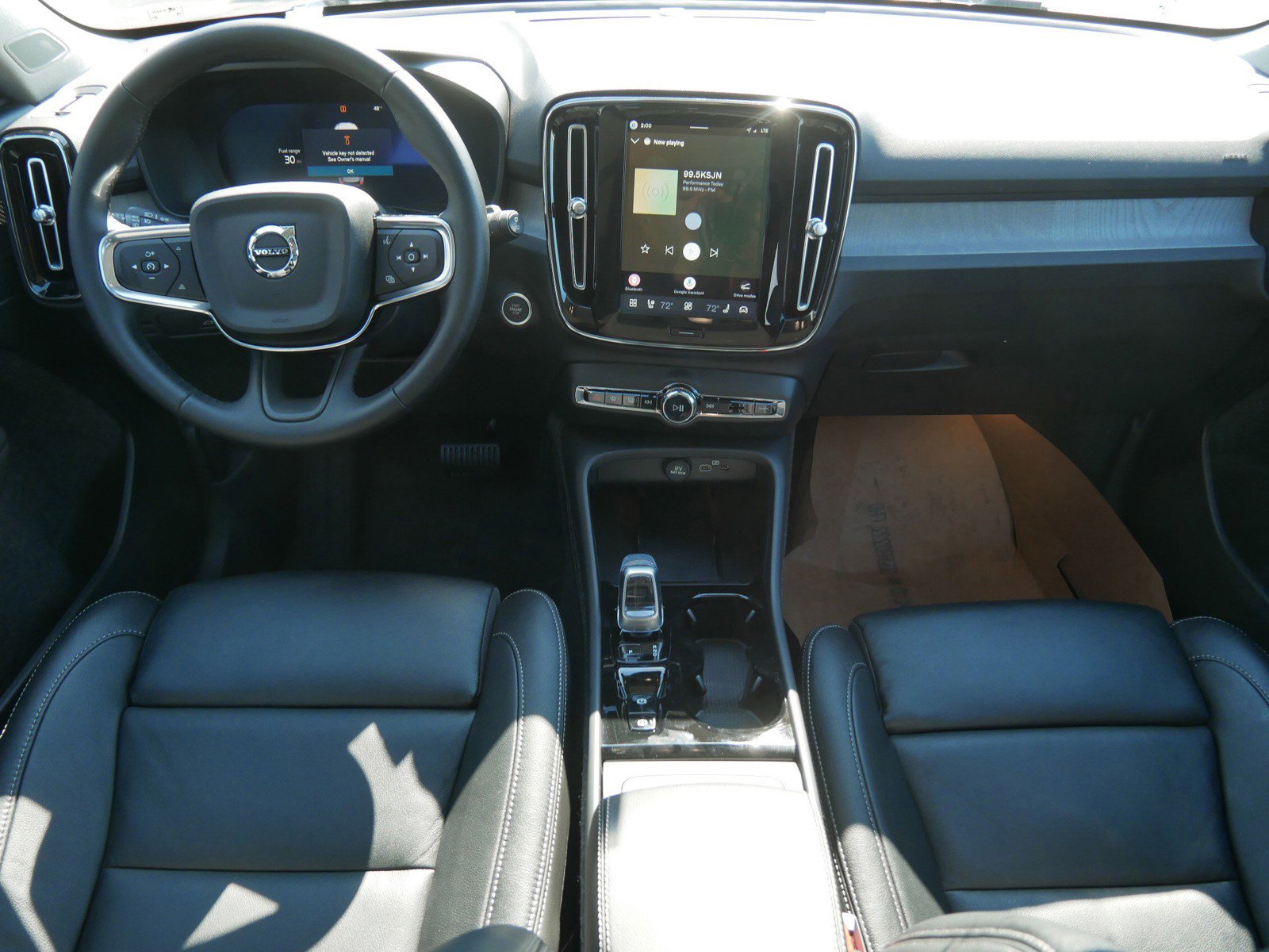 New 2026 Volvo XC40 B5 Plus w/ Climate Package AWD/4WD image 7