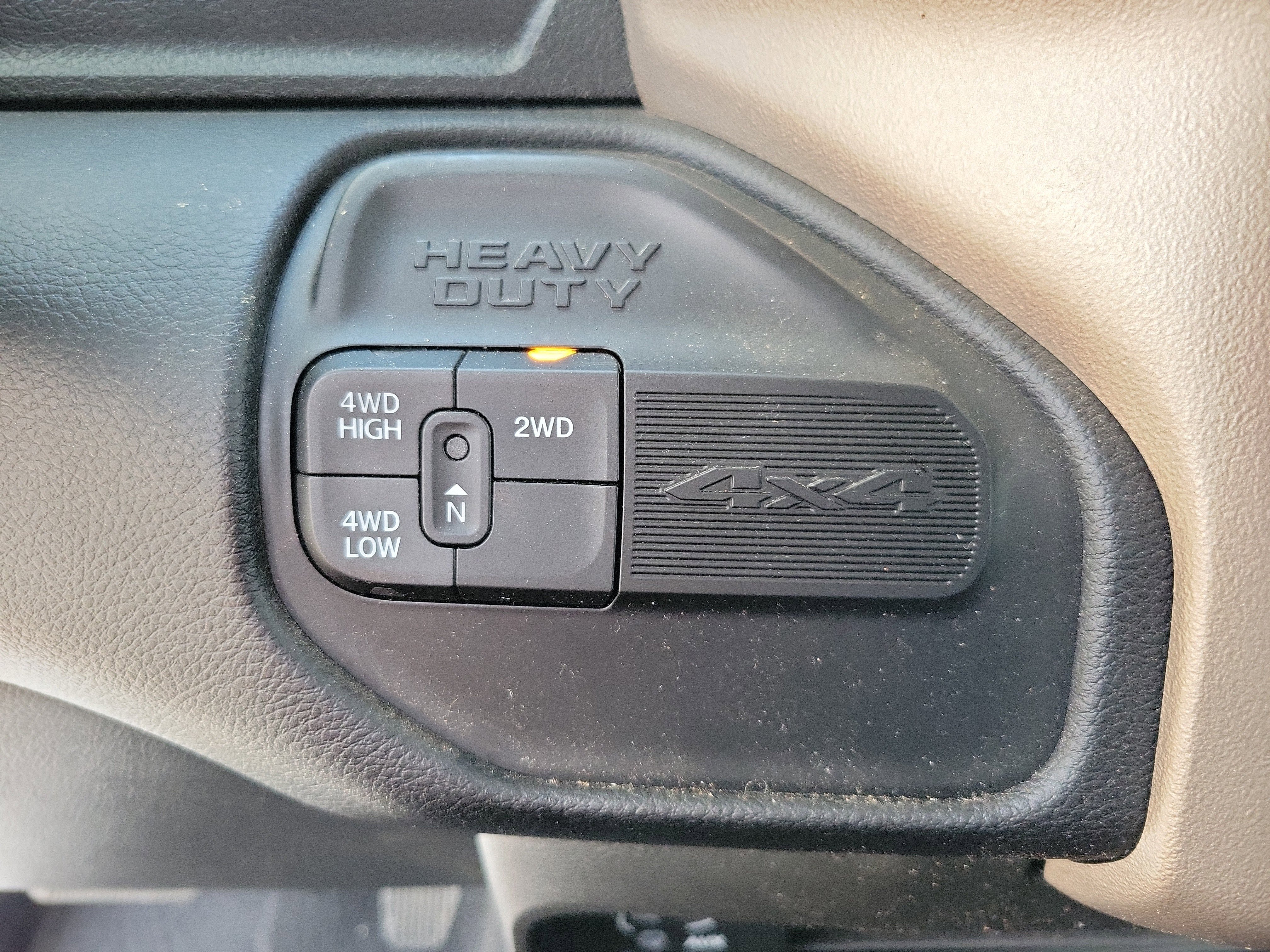Used 2024 RAM 2500 Laramie w/ Safety Group image 13