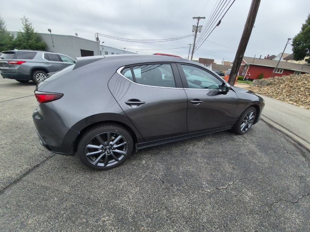 Used 2023 MAZDA MAZDA3 s FWD image 8