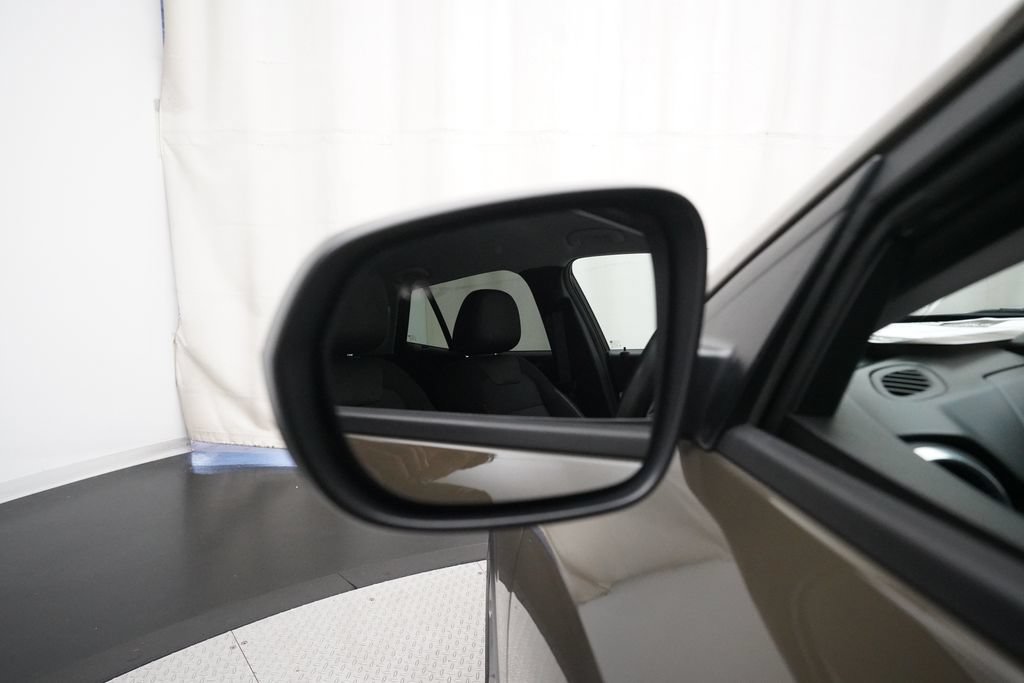Used 2024 Chevrolet Trax LT w/ Driver Confidence Package FWD image 24