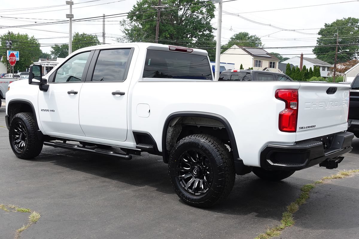 Used 2022 Chevrolet Silverado 2500 W/T w/ WT Convenience Package AWD/4WD image 2