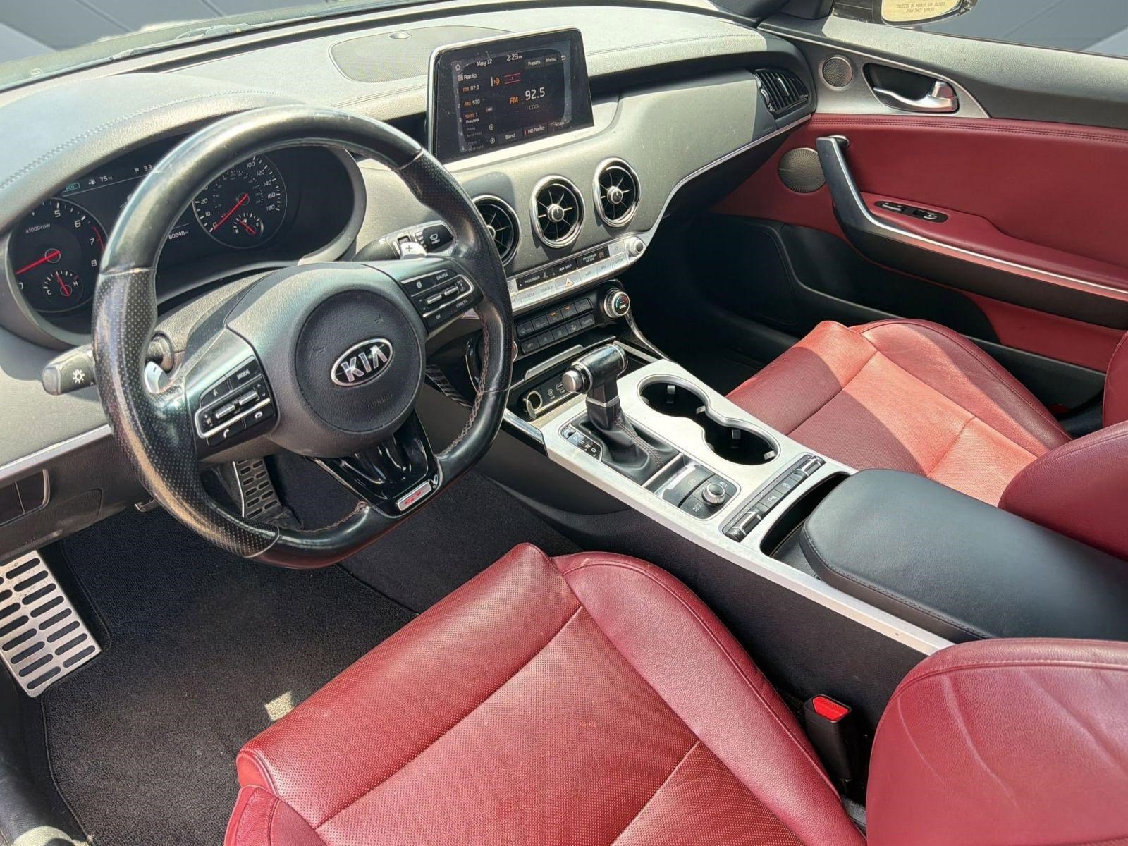 Used 2018 Kia Stinger GT1 RWD image 4