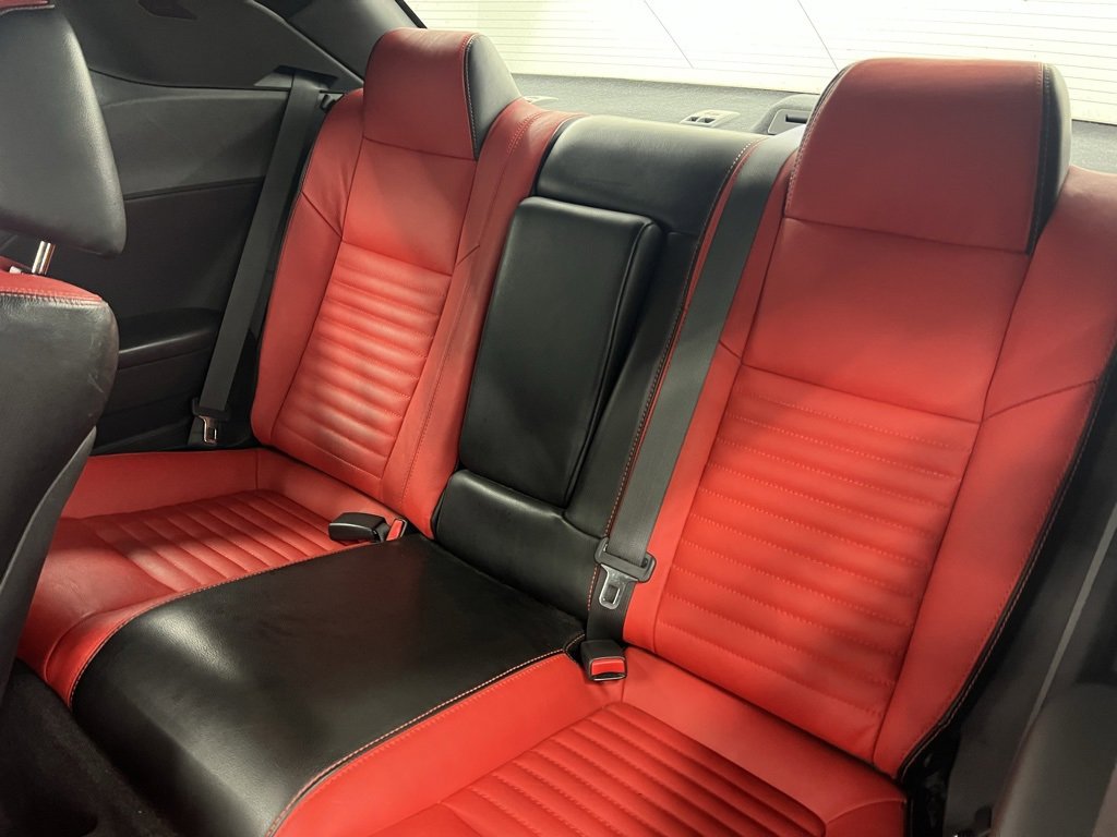 Used 2014 Dodge Challenger SXT Plus image 10