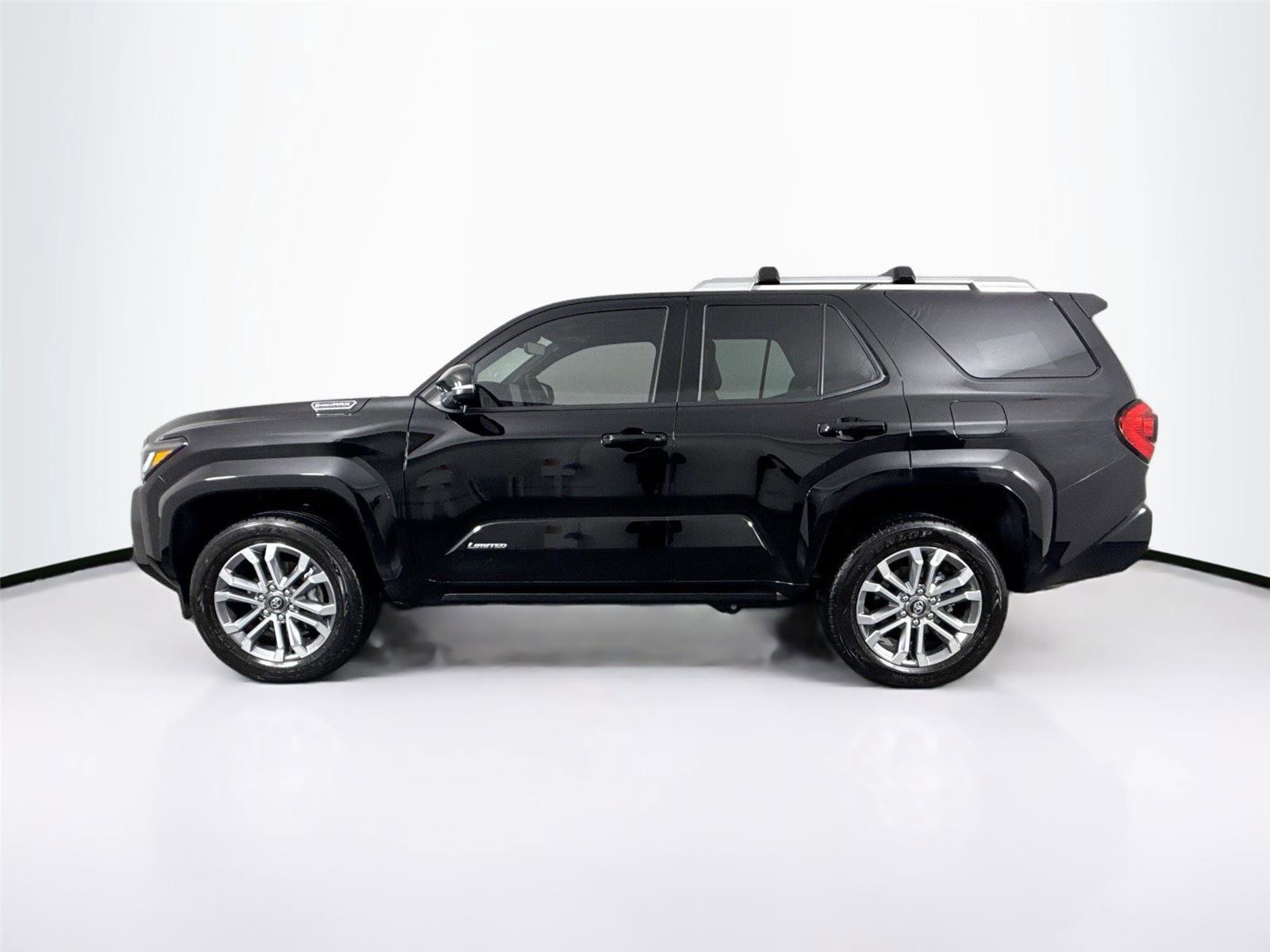 Certified 2025 Toyota 4Runner Limited AWD/4WD image 14