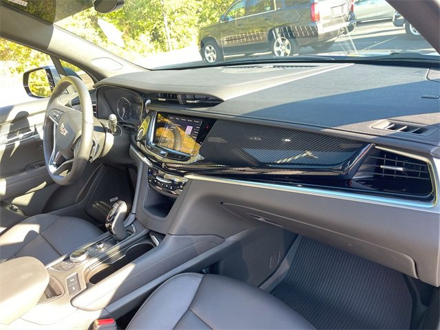 Used 2025 Cadillac XT6 Sport w/ LPO, Floor Liner Package image 30