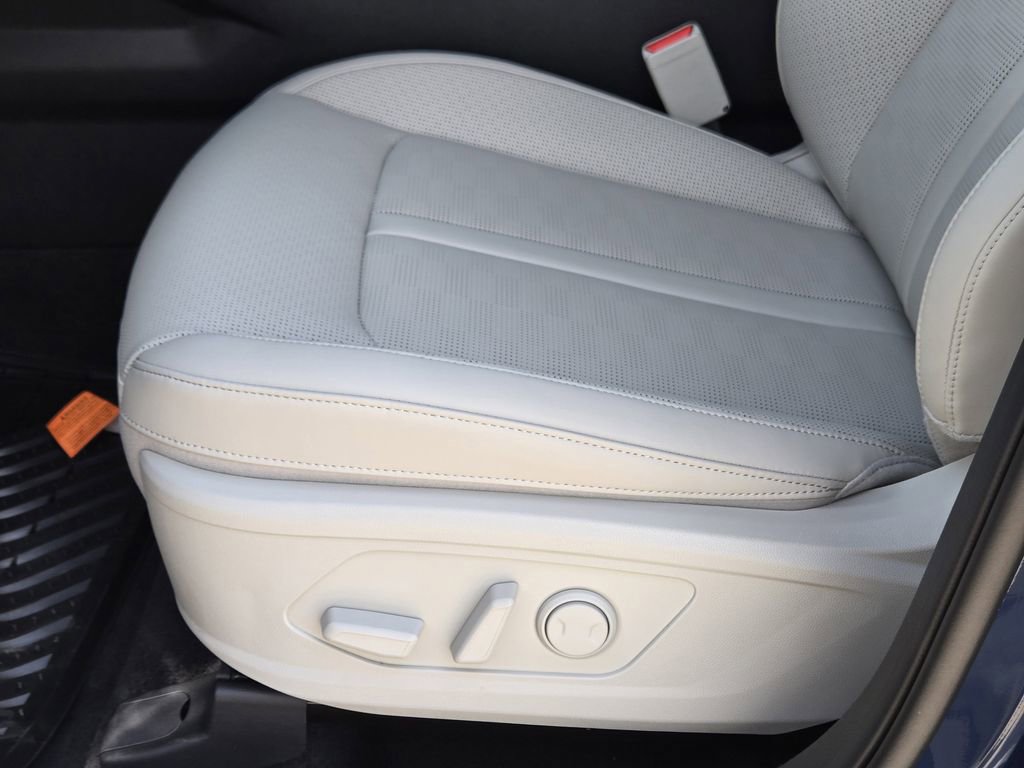 New 2026 Kia Sorento EX w/ EX Premium Package FWD image 19