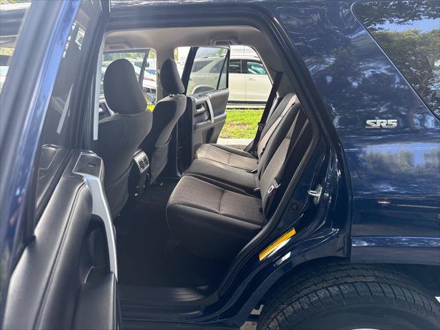 Used 2017 Toyota 4Runner SR5 RWD image 17