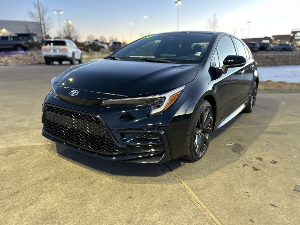 Used 2026 Toyota Corolla Hybrid Sedan image 3