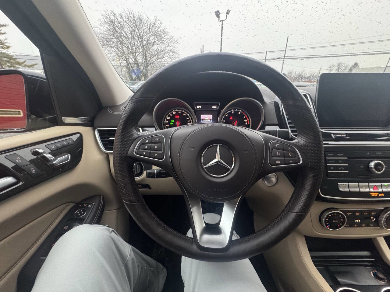 Used 2017 Mercedes-Benz GLS 450 4MATIC image 37