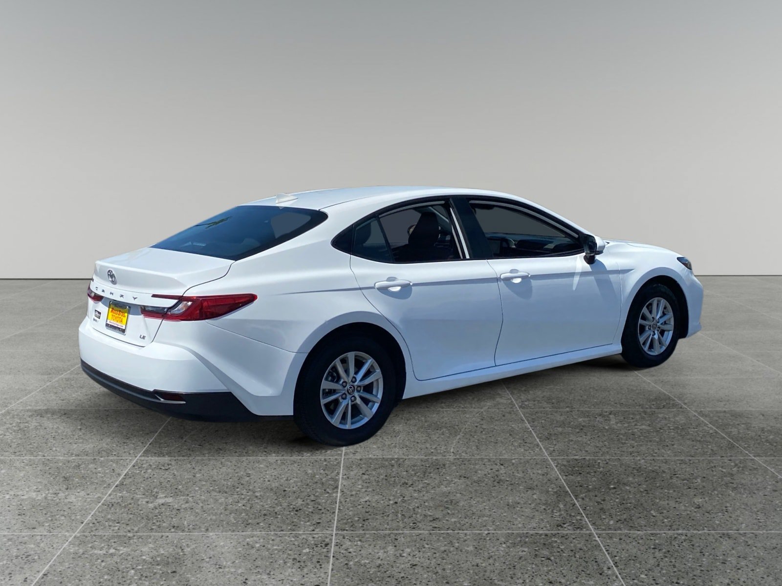 Used 2025 Toyota Camry LE FWD image 5
