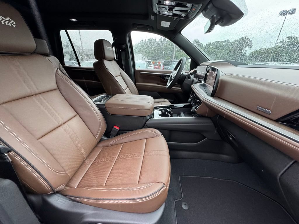 New 2026 Chevrolet Tahoe High Country RWD image 16