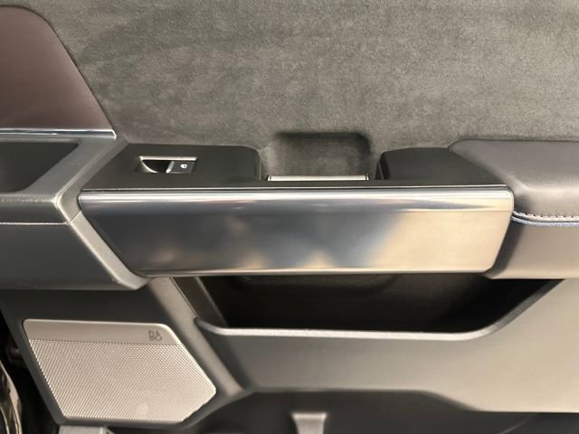 Certified 2025 Ford F150 Platinum w/ FX4 Off-Road Package AWD/4WD image 17