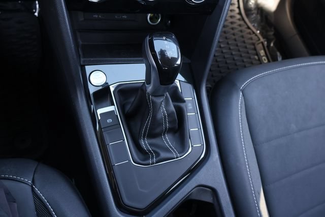 Certified 2024 Volkswagen Taos SE FWD image 26