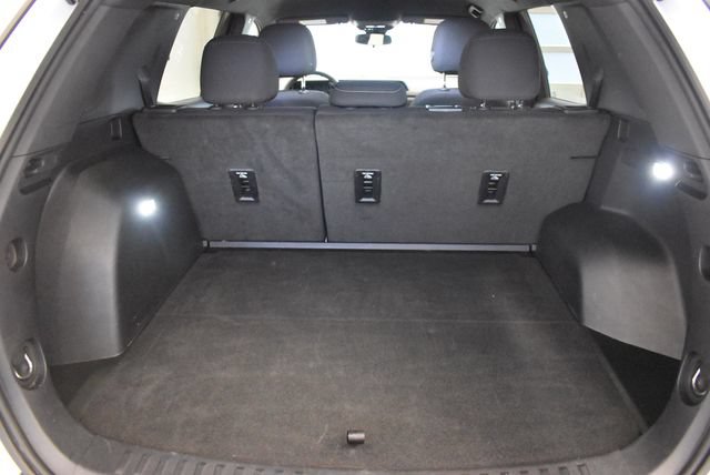 Used 2025 GMC Terrain Elevation AWD/4WD image 16