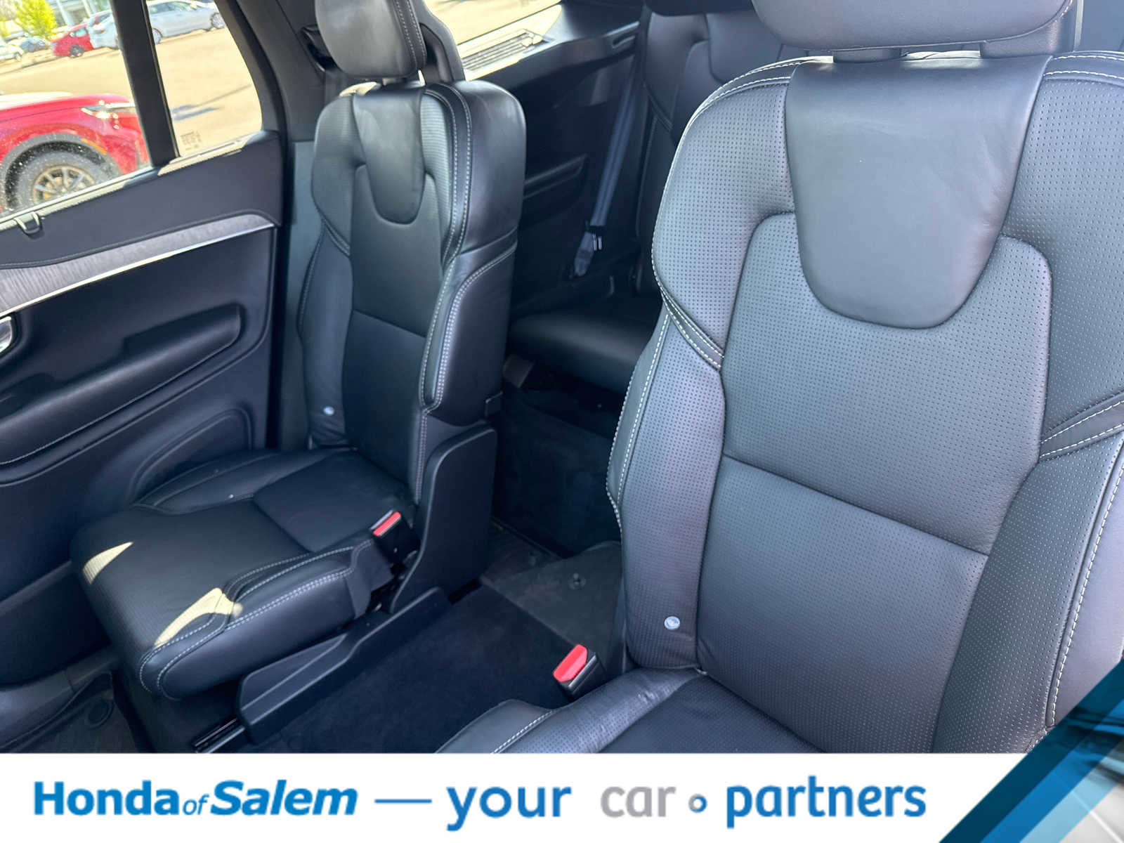 Used 2020 Volvo XC90 T6 Inscription w/ Protection Package image 13