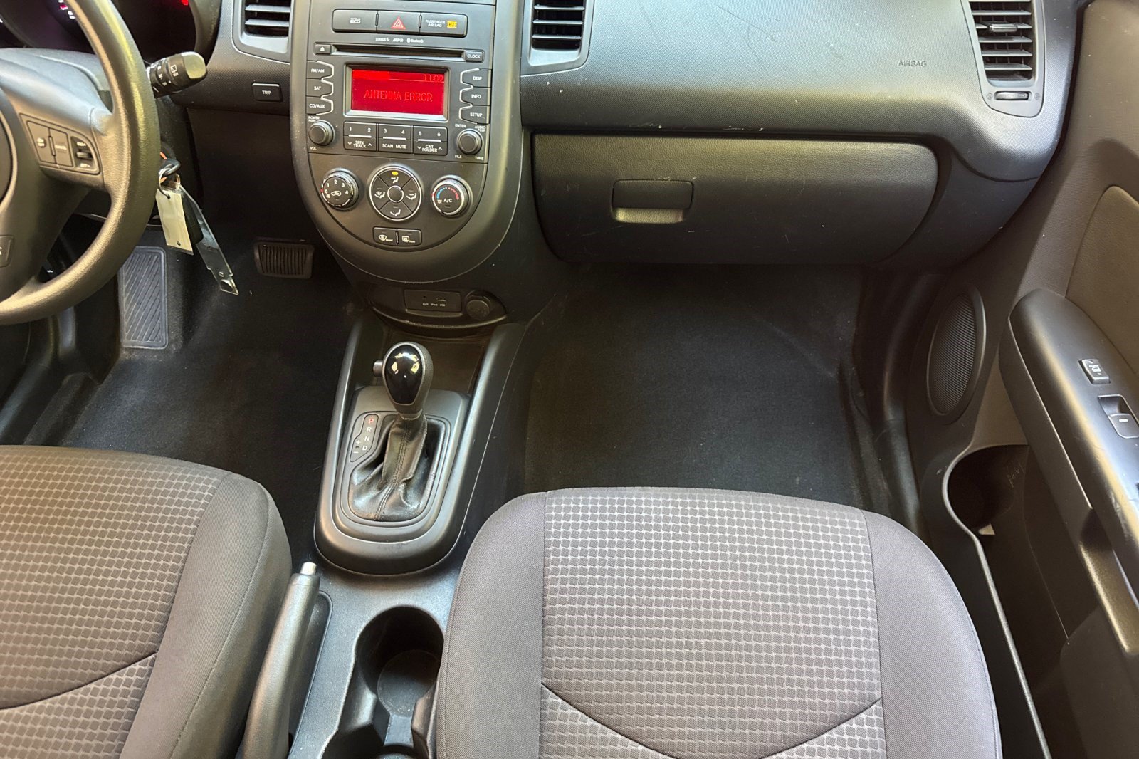 Used 2012 Kia Soul FWD image 27