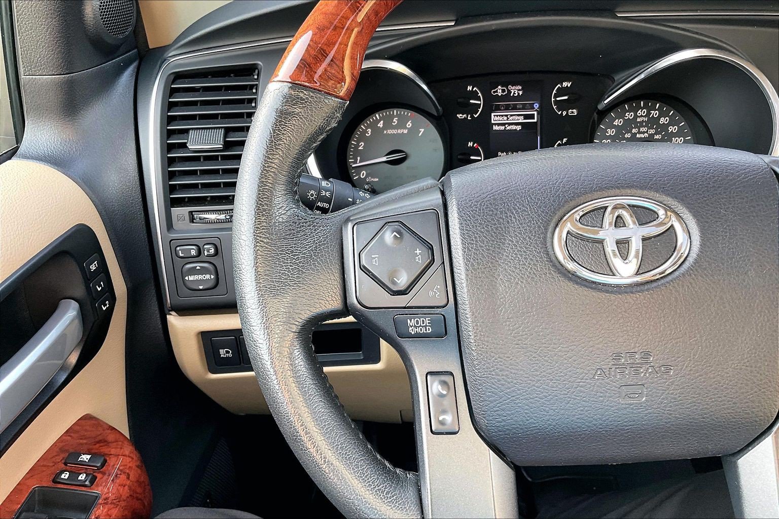 Used 2021 Toyota Sequoia Platinum AWD/4WD image 18