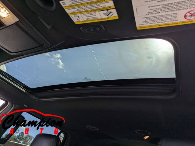 Used 2017 Lincoln Navigator Select image 26