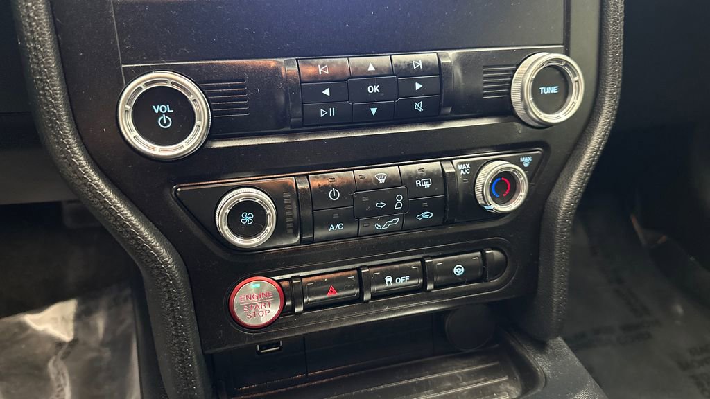 Used 2021 Ford Mustang GT RWD image 25