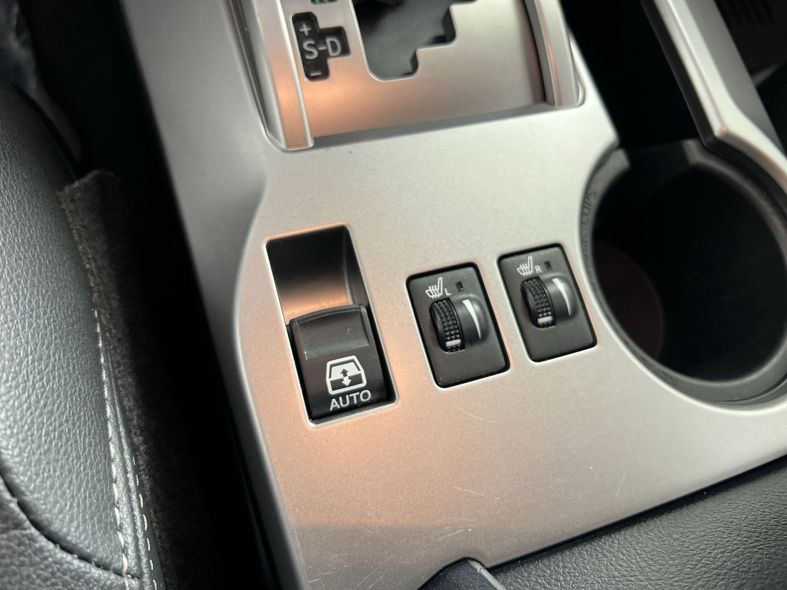 Used 2024 Toyota 4Runner SR5 Premium w/ Moonroof Package image 29