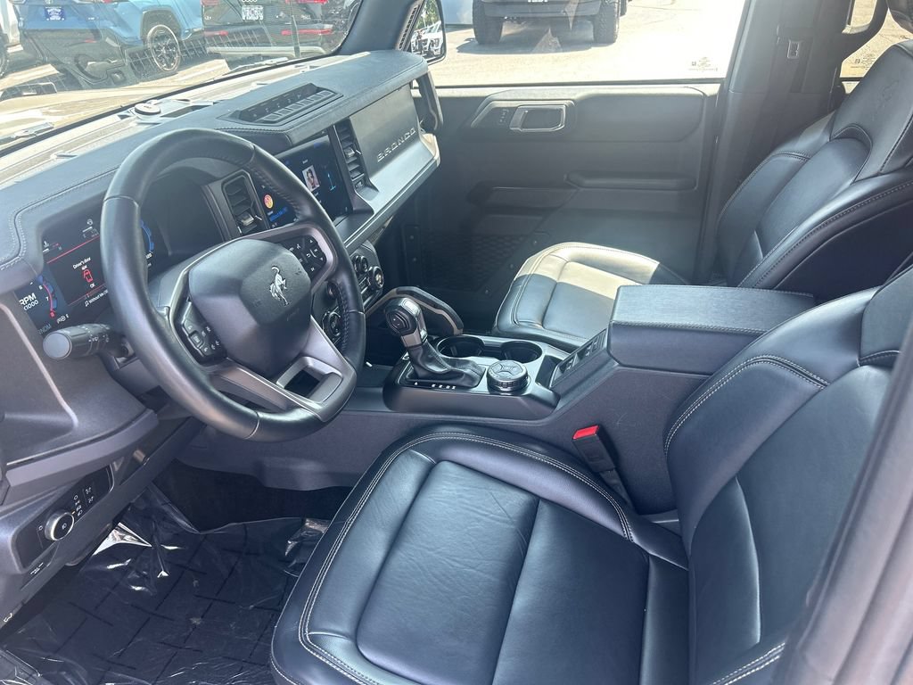 Used 2025 Ford Bronco Badlands AWD/4WD image 11