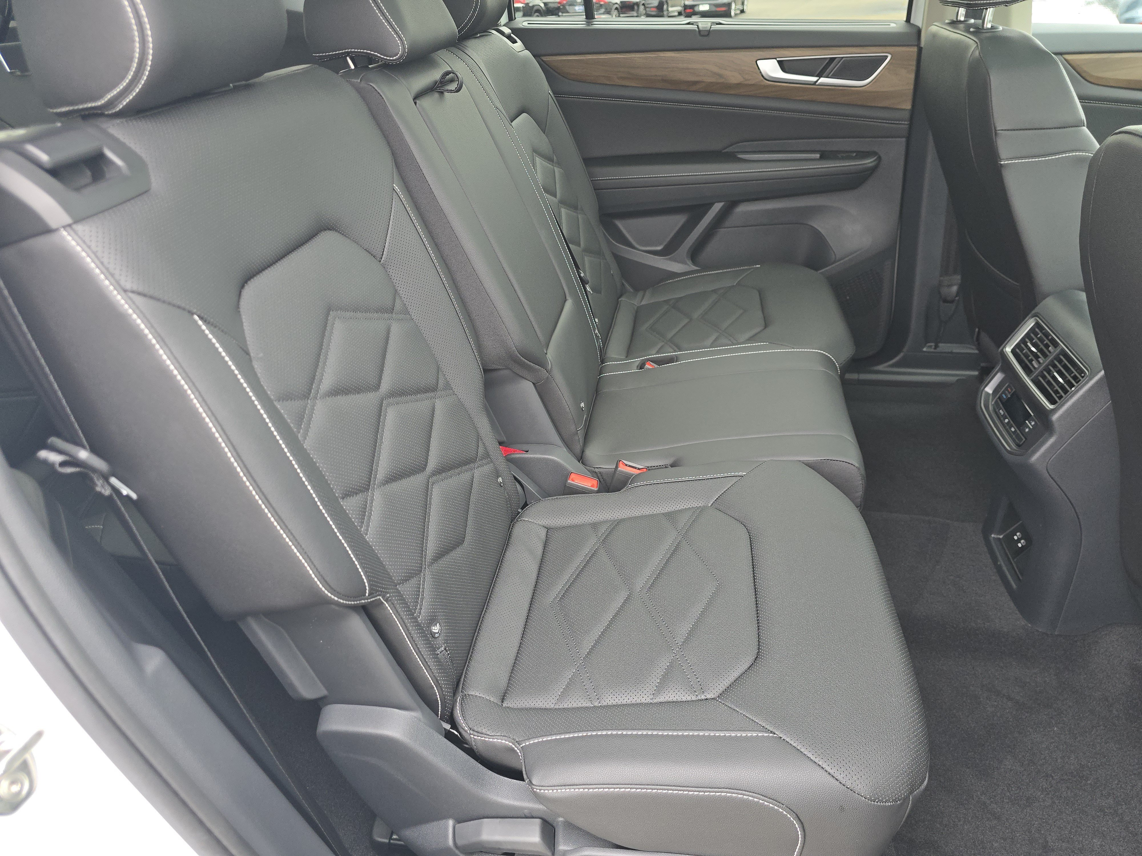 New 2026 Volkswagen Atlas SE AWD/4WD image 17
