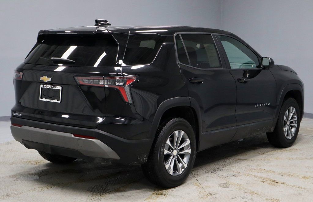 Used 2025 Chevrolet Equinox LT image 13