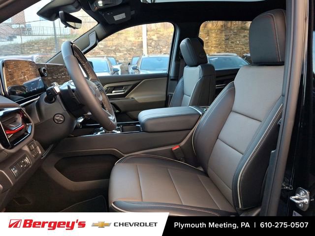 New 2026 Chevrolet Silverado EV Trail Boss w/ Premium Package AWD/4WD image 9