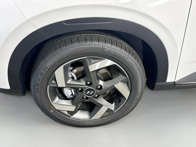 New 2026 Hyundai Venue SEL FWD image 4