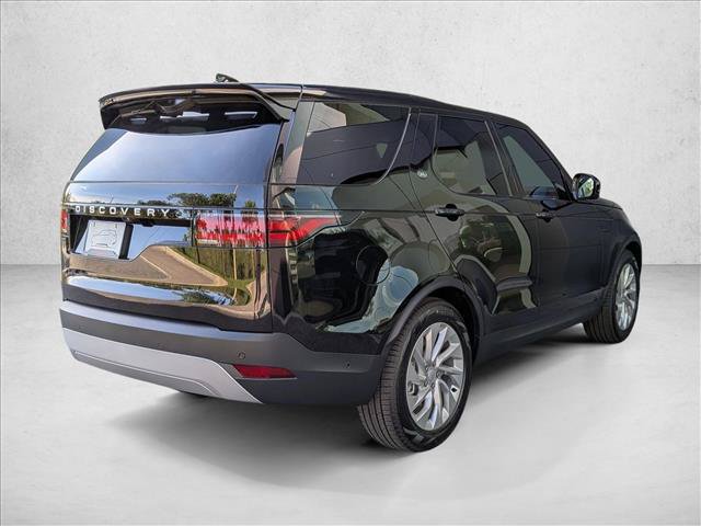 New 2026 Land Rover Discovery S AWD/4WD image 2