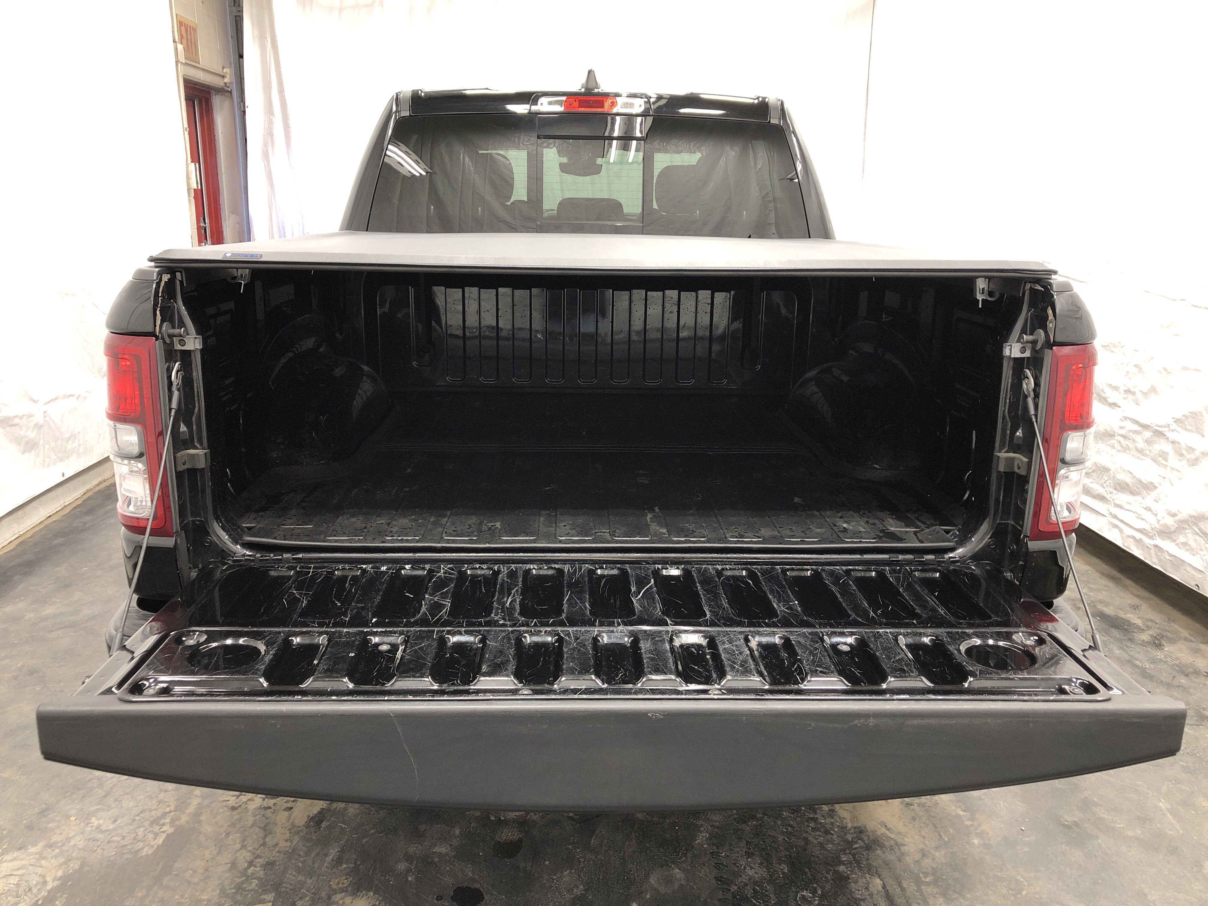 Used 2019 RAM 1500 Big Horn image 9