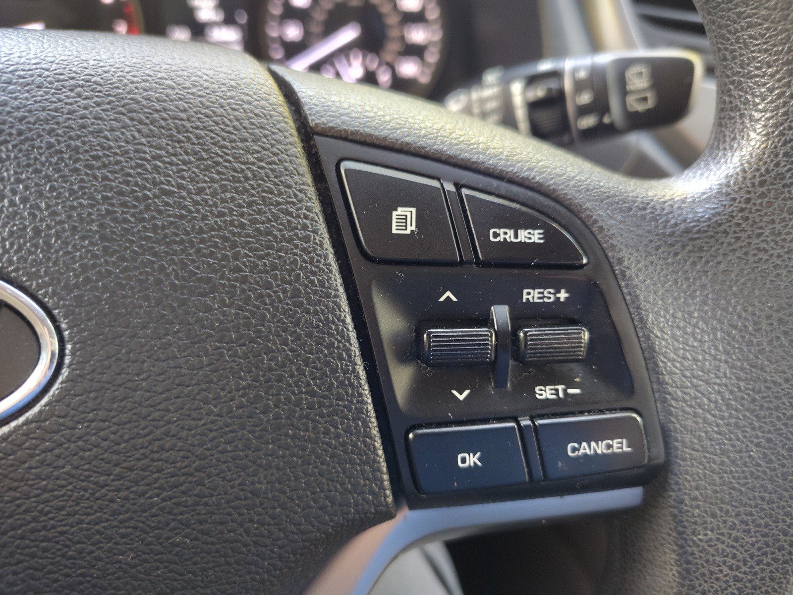 Used 2018 Hyundai Tucson SE w/ Cargo Package FWD image 25