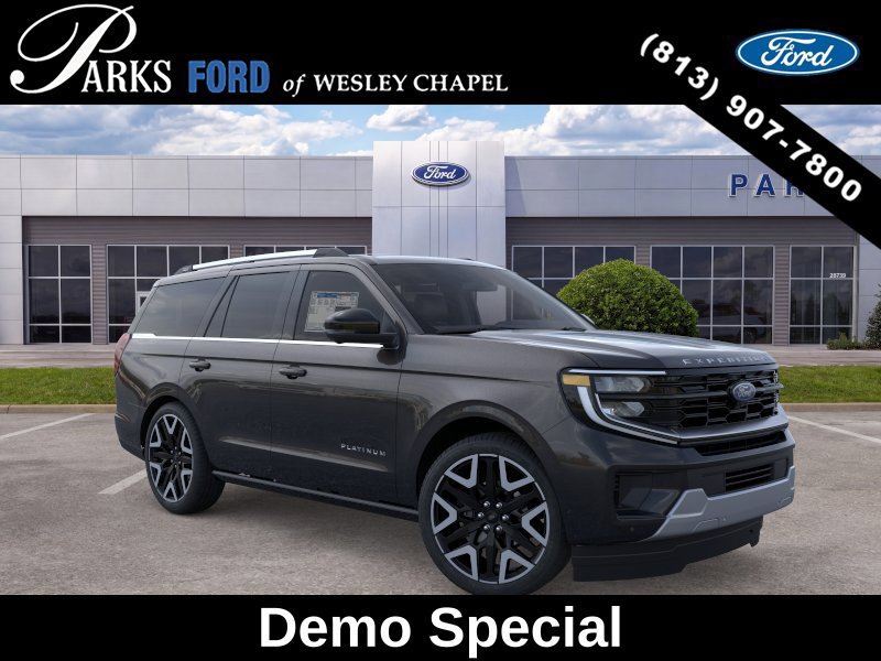 New 2026 Ford Expedition Platinum w/ Platinum Ultimate Package AWD/4WD image 7